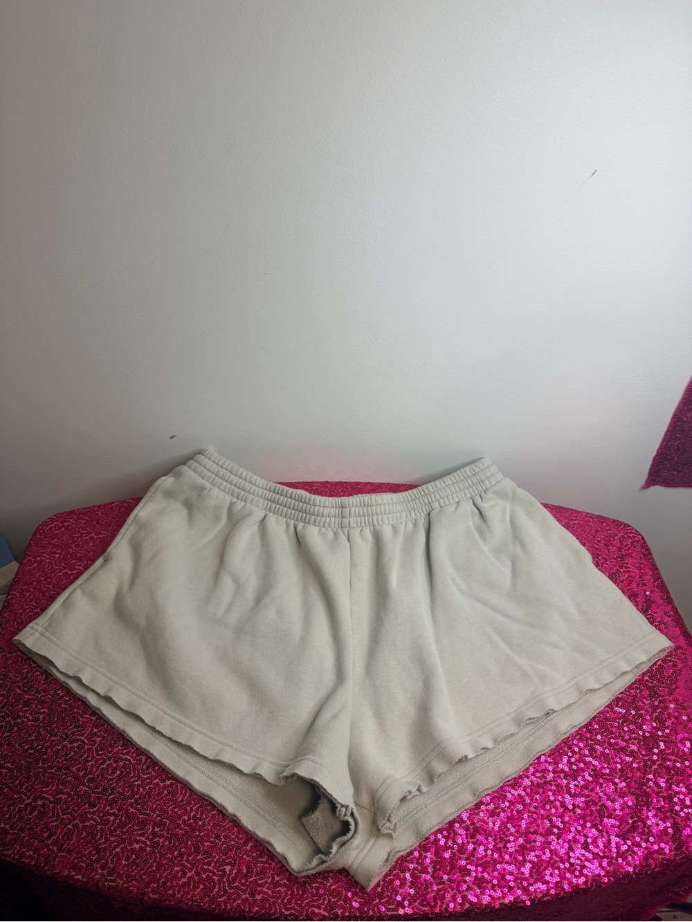 SKIMS Relaxed Beige Lounge Shorts